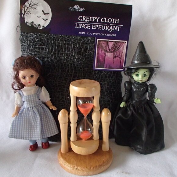 🎉 HOST PICK 🎉 M.A. Witch & Dorothy Dolls, Traditional Glass Sand Timer, Cloth - Picture 7 of 15
